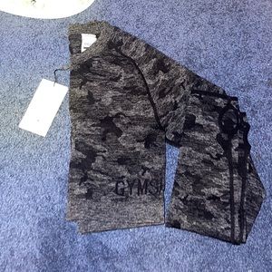 Gymshark Cropped Workout shirt